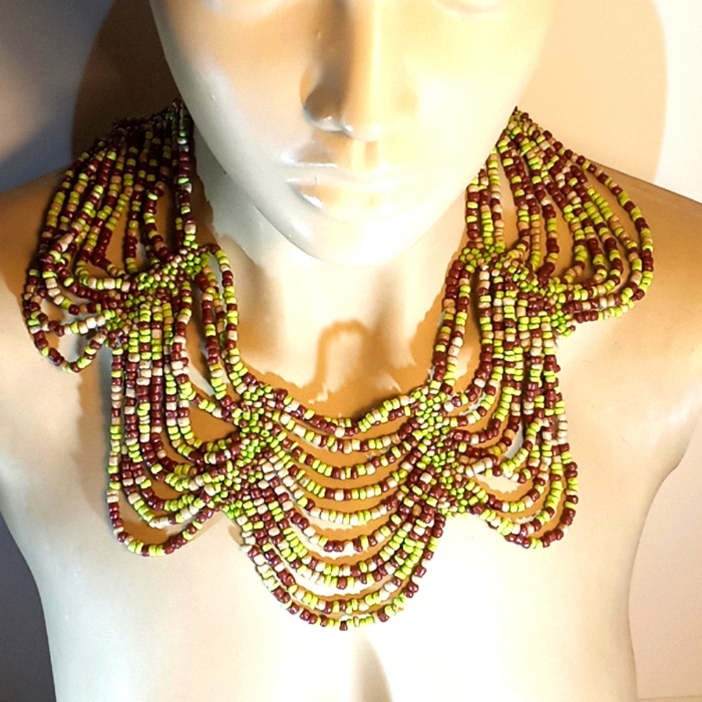 Boho beaded collar necklace